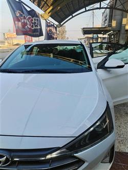 هیوندای ئەلەنترا